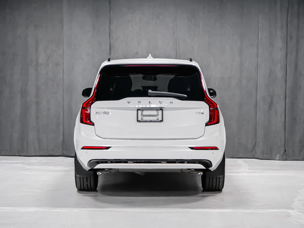 2026 Volvo XC90 Plug-in hybrid Plus 7-Seater (Dark Theme)-4