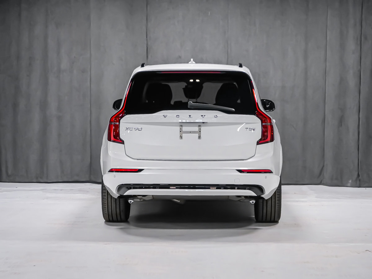 Volvo XC90 Plug-in hybrid Ultra 7-Seater (Dark Theme) 2026-4