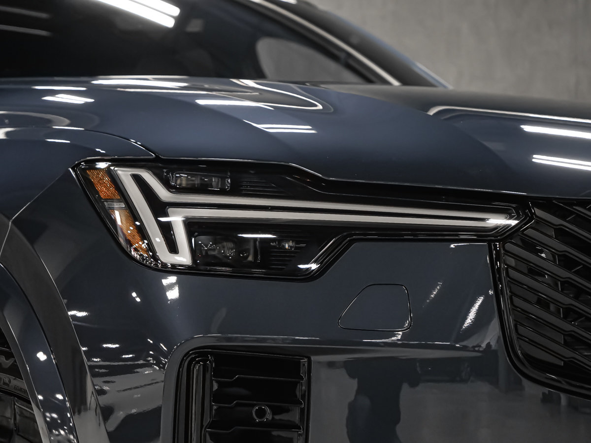Volvo XC90 Plug-in hybrid Ultra Black Edition 7-Seater 2027-15