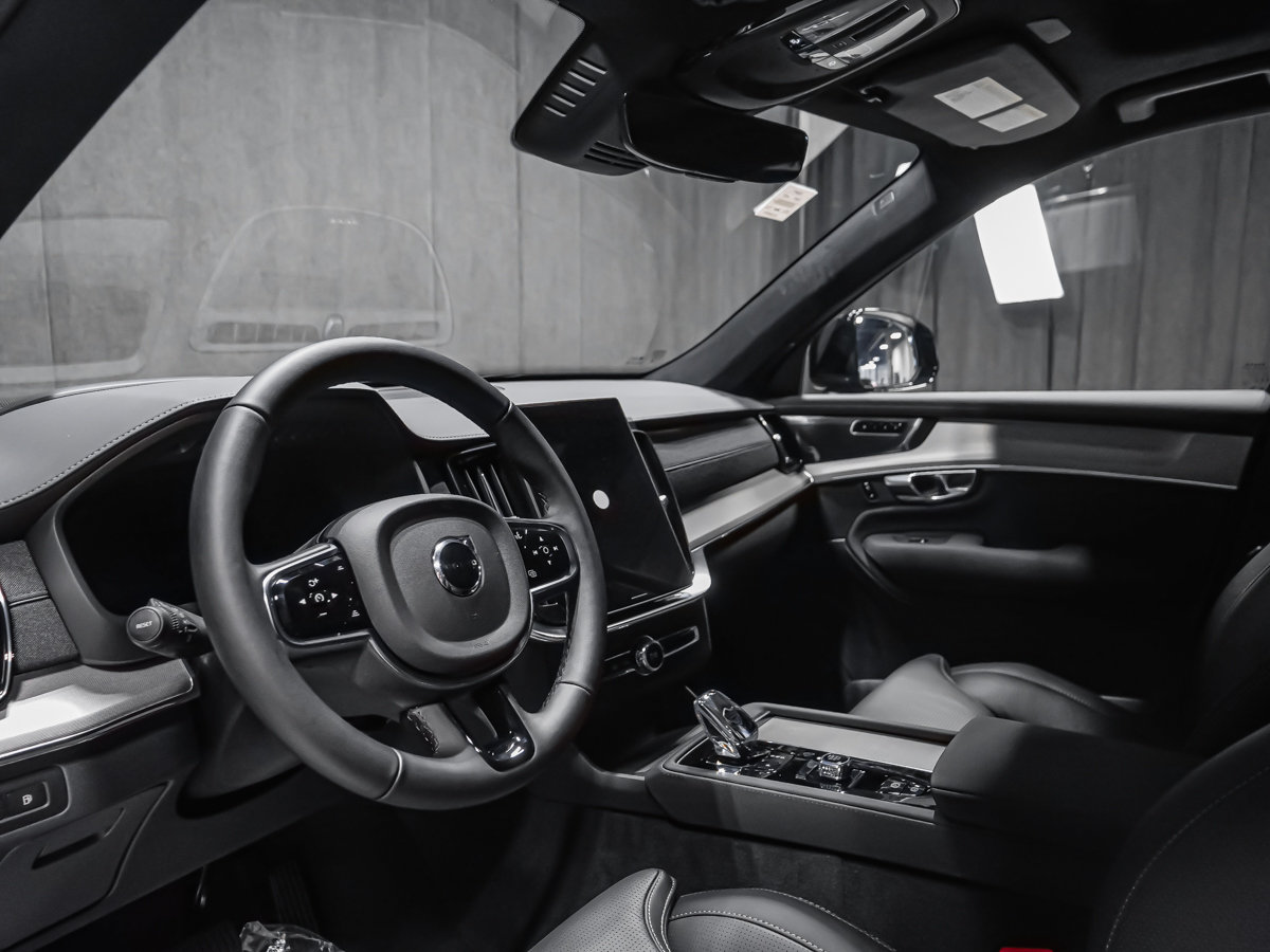 Volvo XC90 Plug-in hybrid Ultra Black Edition 7-Seater 2027-5