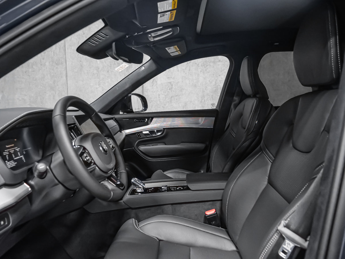 Volvo XC90 Plug-in hybrid Ultra Black Edition 7-Seater 2027-10