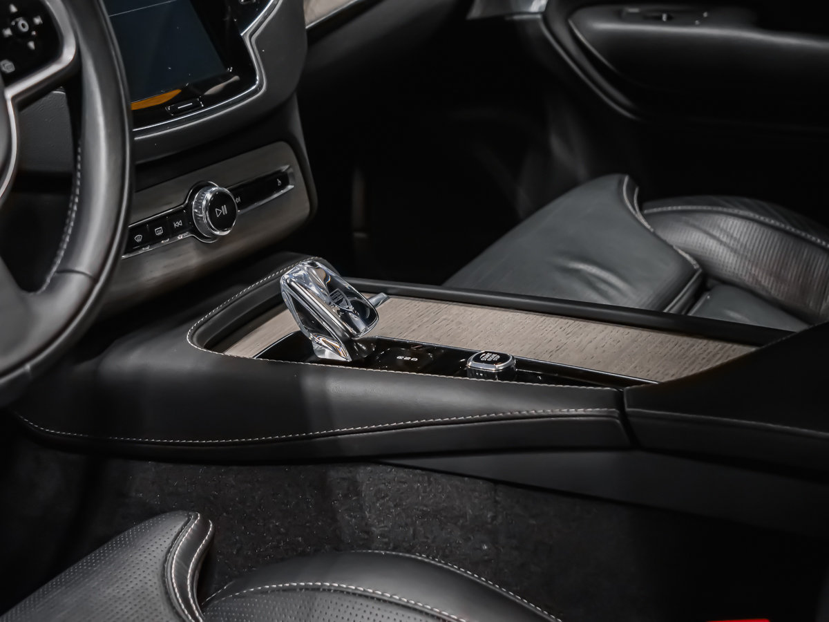 2022 Volvo XC90 Recharge Inscription-7