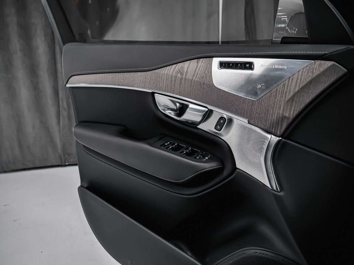 2022 Volvo XC90 Recharge Inscription-8