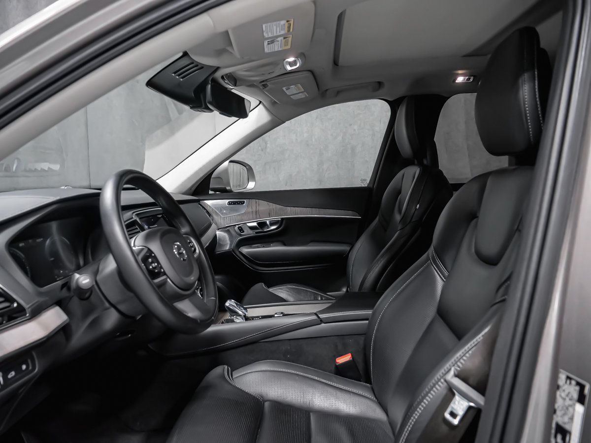 2022 Volvo XC90 Recharge Inscription-13