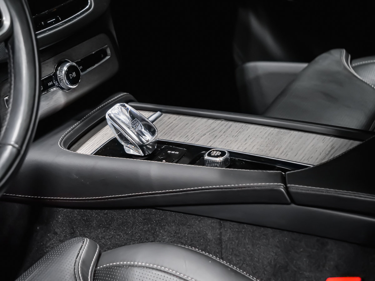 Volvo XC90 Recharge T8 INSCRIPTION CLIMAT ADVANCED BOWERS 2022-6