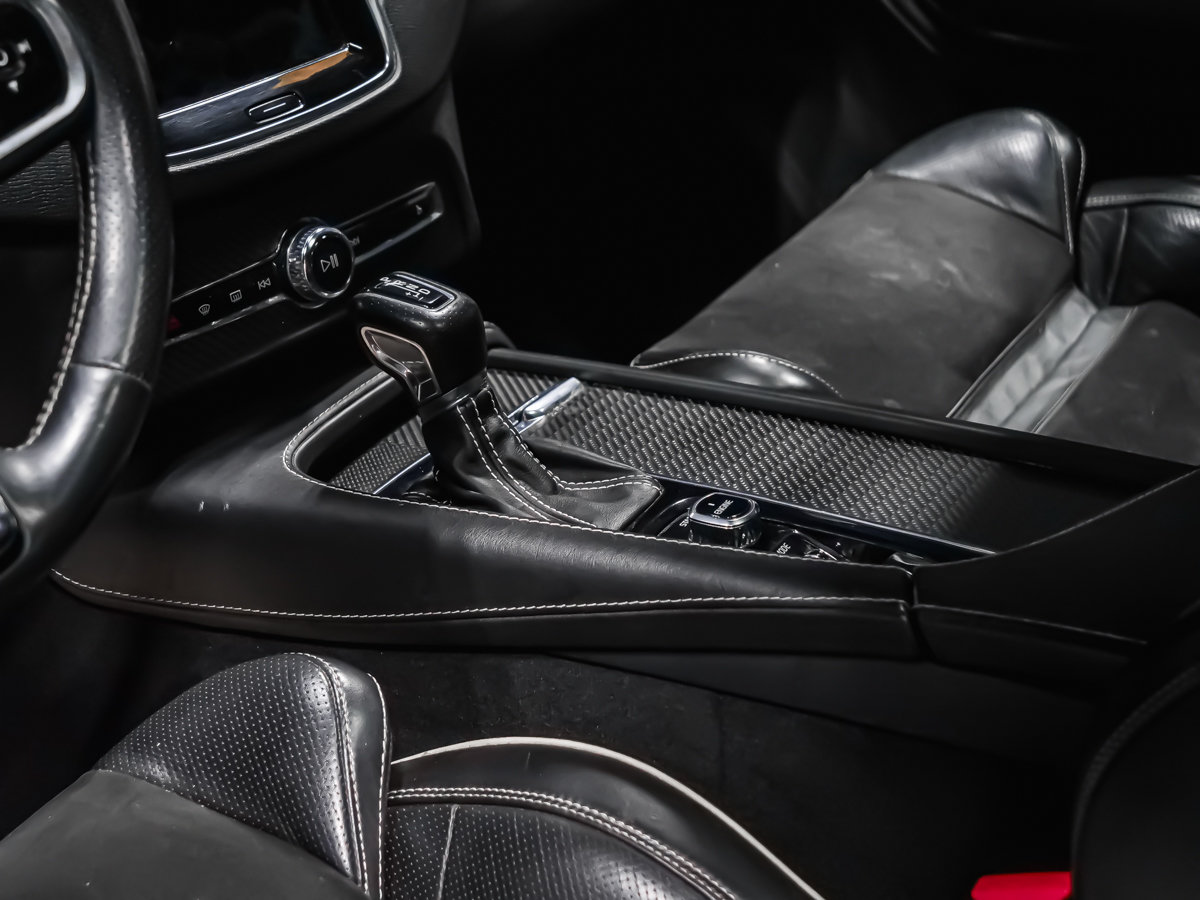 Volvo XC90 T6 R-DESIGNB VISION PACKAGE & CONVENIENCE PACKAGE 2016-7