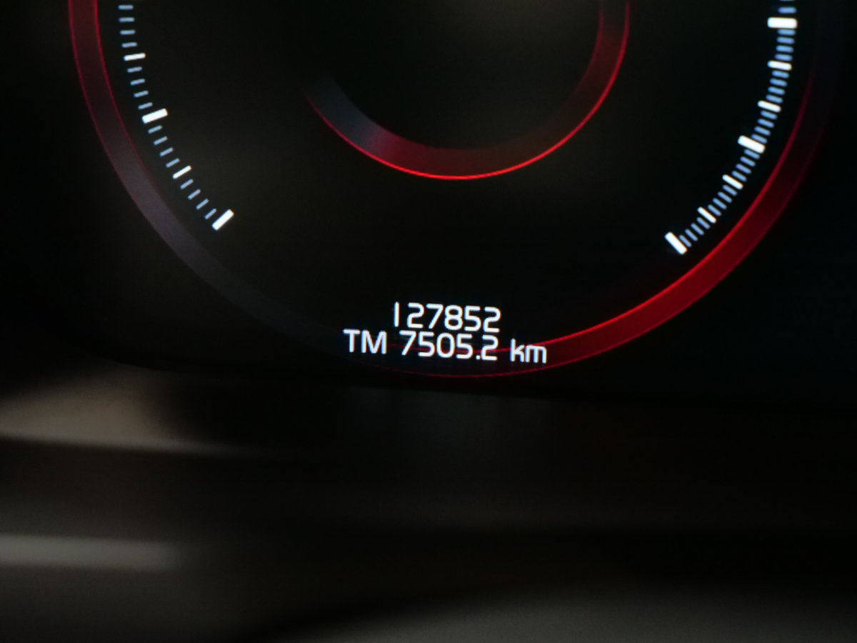 2017 Volvo XC90 T6 R-DESIGN CONVENIENCE AFFICH. TÊTE HAUTE POLESTAR OPTIMISATION-10