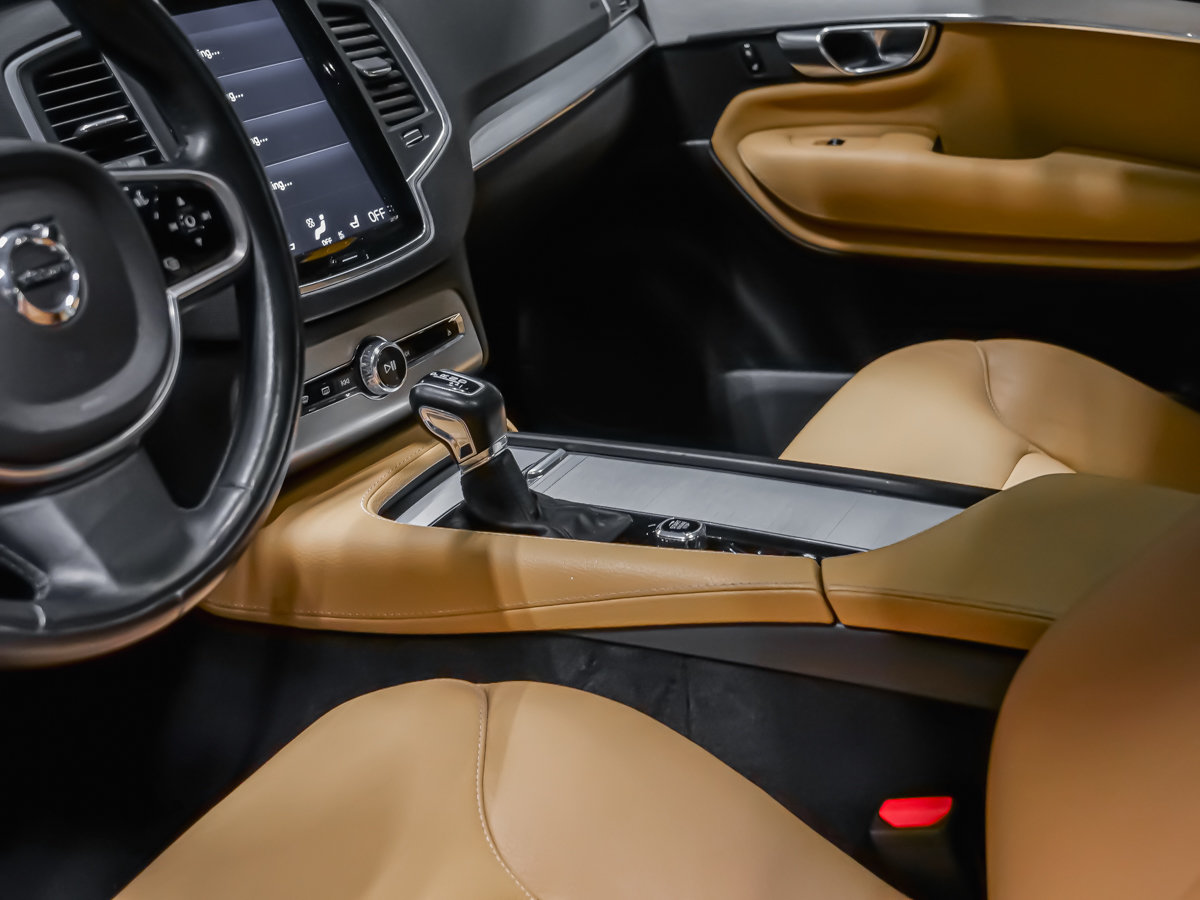 2019 Volvo XC90 T6 MOMENTUM ENSEMBLE PLUS HARMAN KARDON MAGS 21PO-6