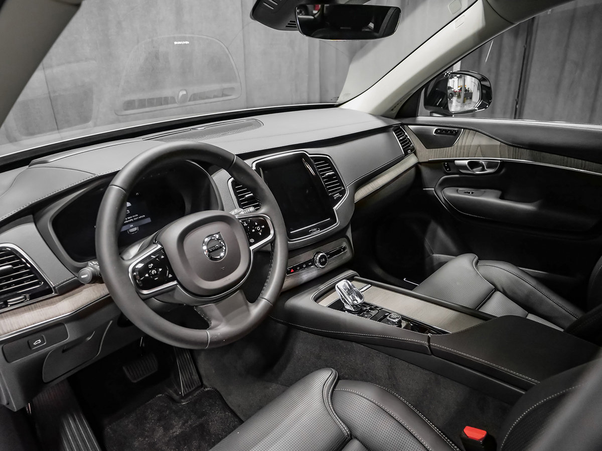 Volvo XC90 B6 ULTIMATE DARK 2023-11