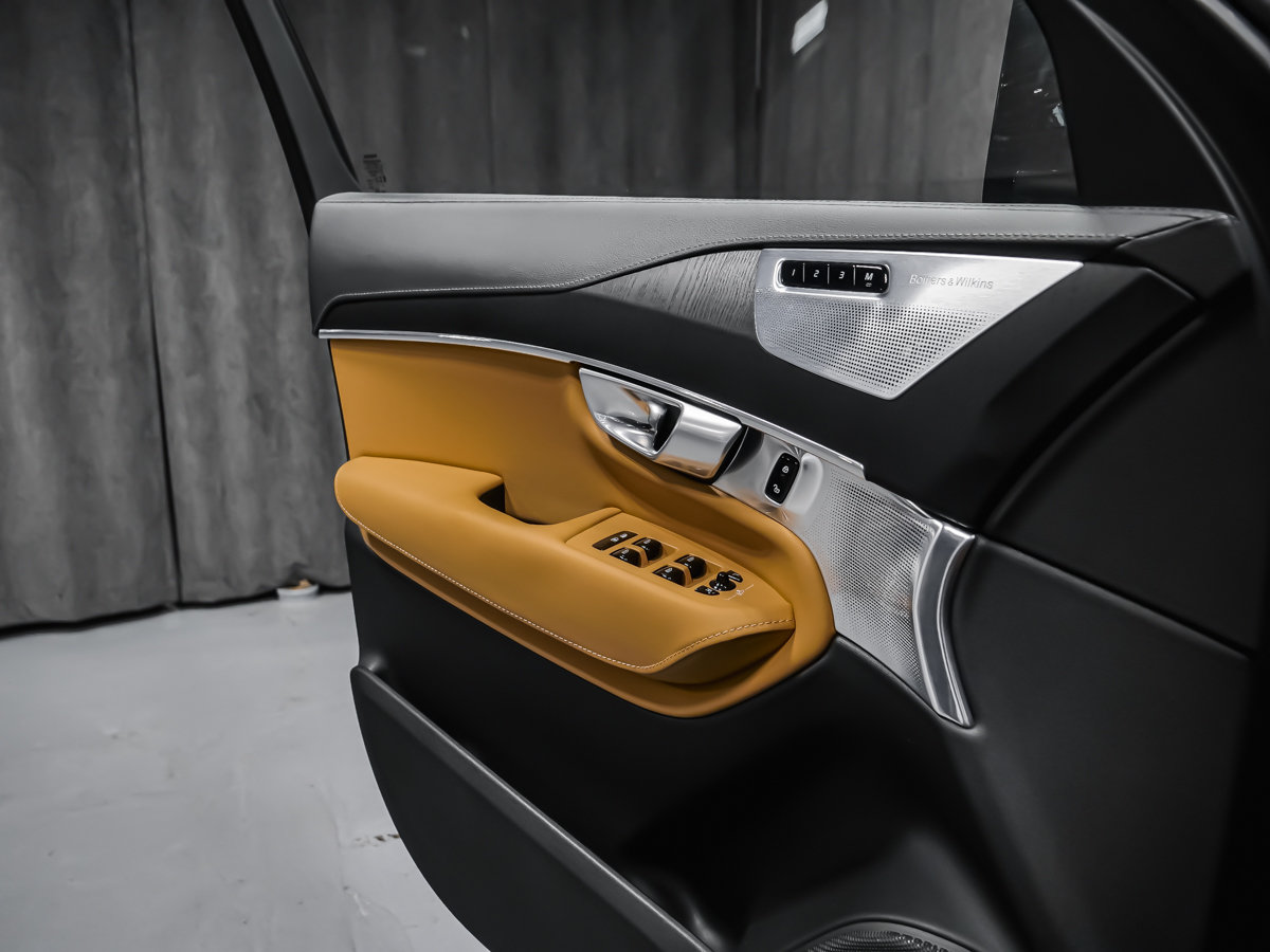Volvo XC90 B6 ULTIMATE BRIGHT LOUNGE 2024-9