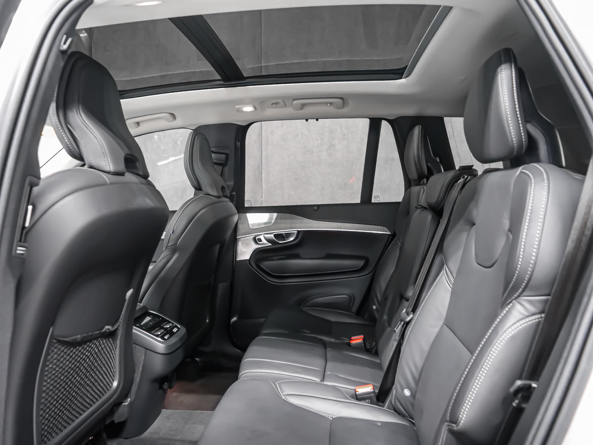 2024 Volvo XC90 B6 ULTIMATE BRIGHT BOWERS & WILKINS-13