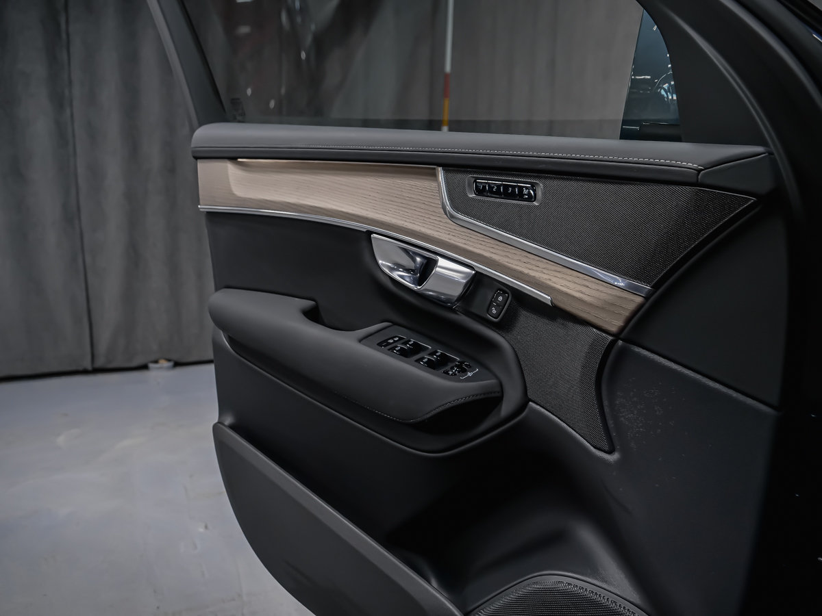 Volvo XC90 B6 PLUS BRIGHT CAMERA 360 2025-8