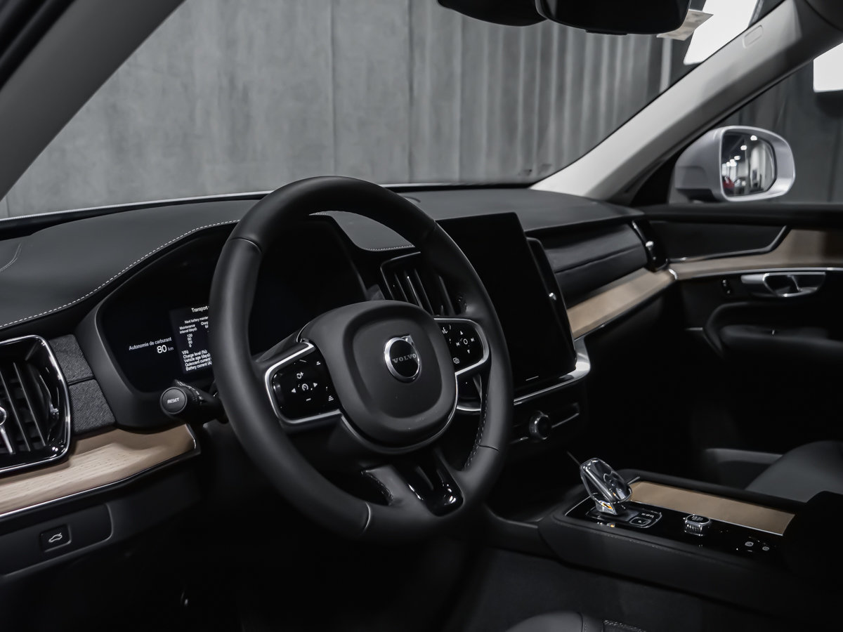 2026 Volvo XC90 Plus 7-Seater (Bright Theme)-8