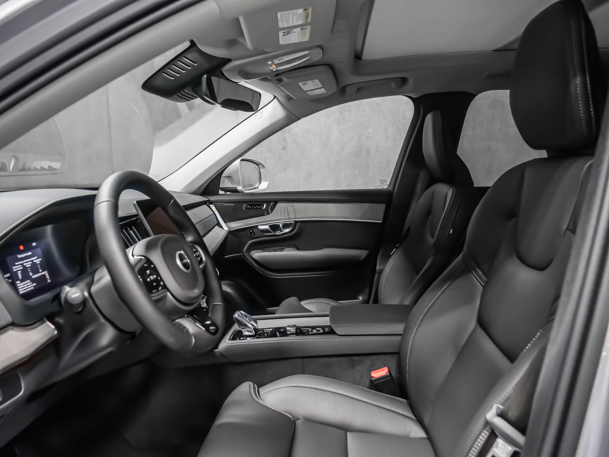 Volvo XC90 Ultra 6-Seater (Bright Theme) 2026-14