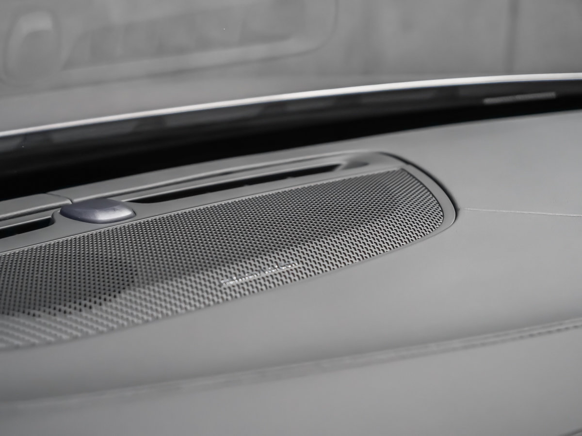 Volvo XC90 Ultra 6-Seater (Bright Theme) 2026-11