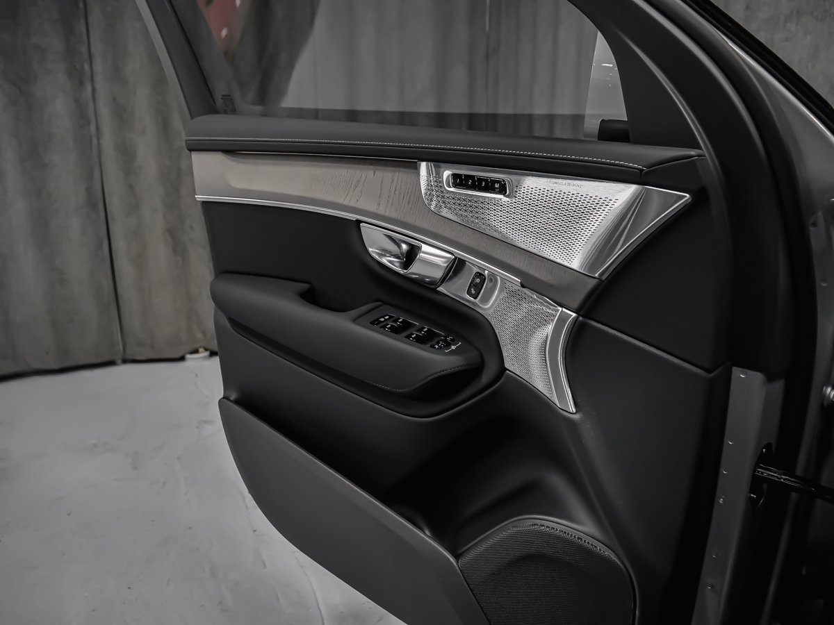 Volvo XC90 Ultra 7-Seater (Bright Theme) 2026-10