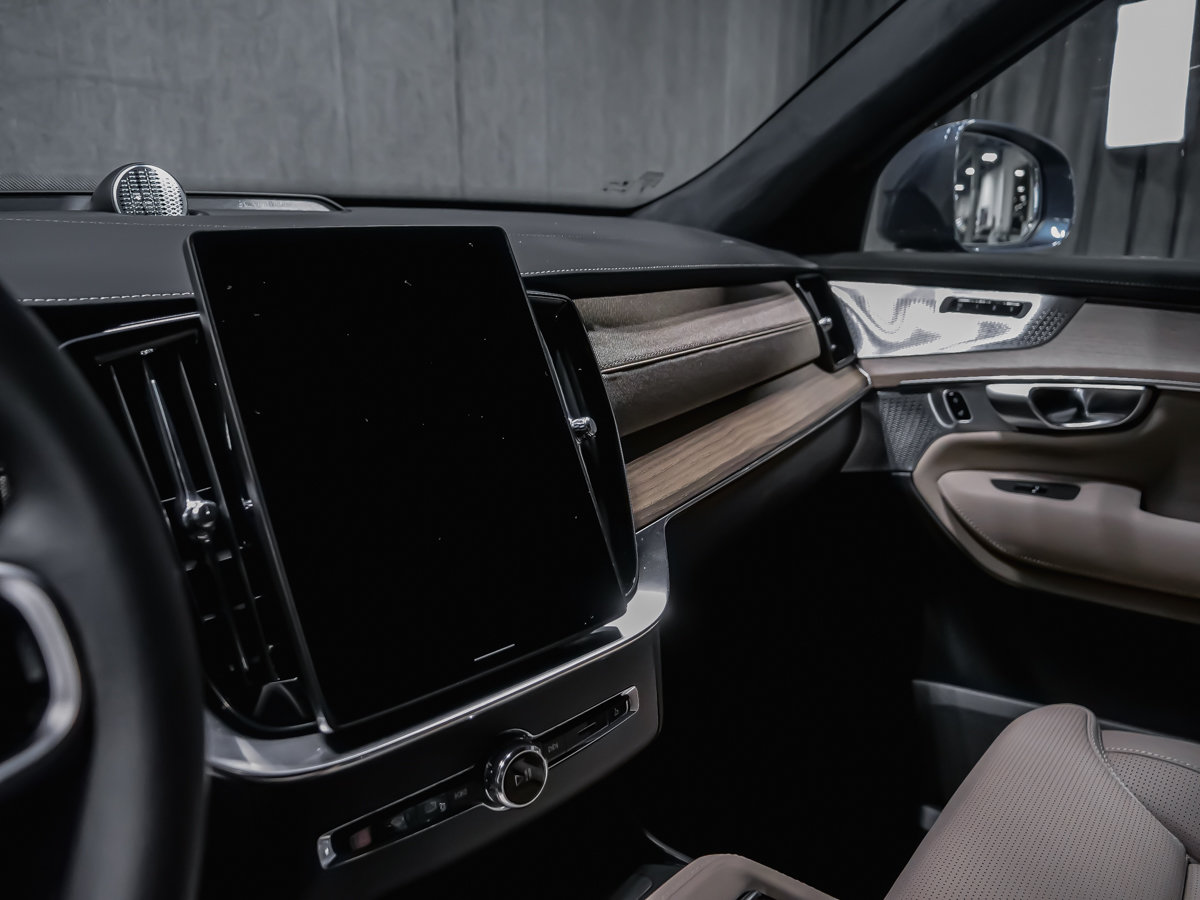 2026 Volvo XC90 Ultra 6-Seater (Bright Theme)-11