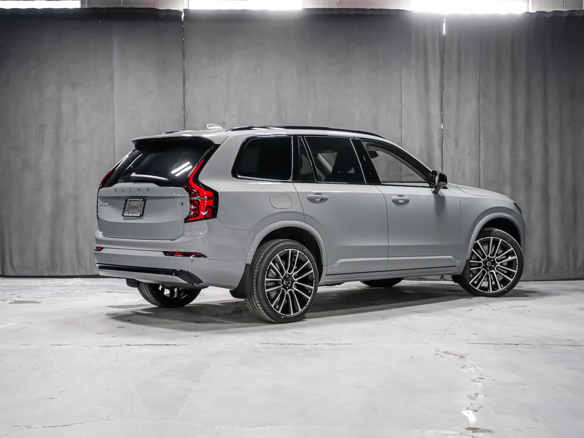 Volvo XC90 Plus 7-Seater (Dark Theme) 2026-2