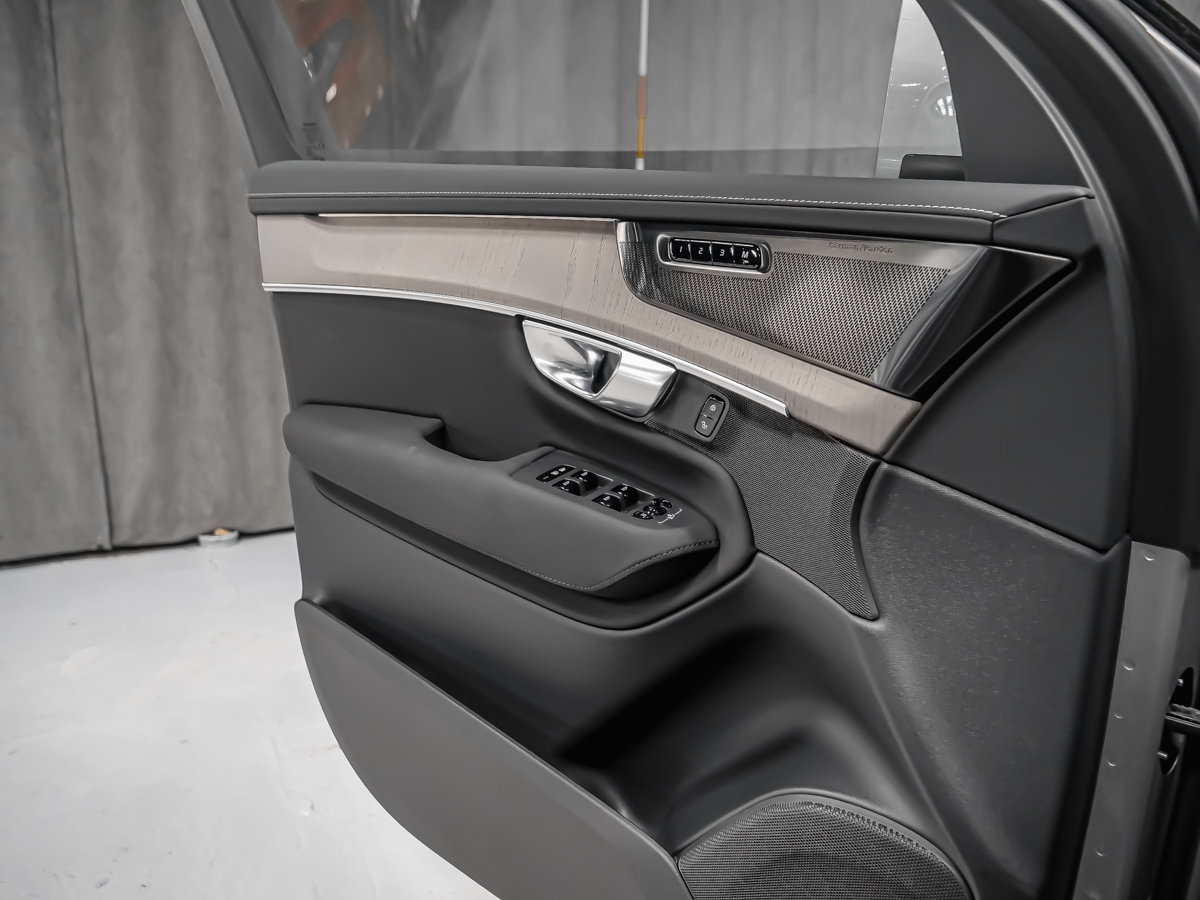 Volvo XC90 B6 ULTRA BRIGHT 6 PLACES HARMAN KARDON 2026-8