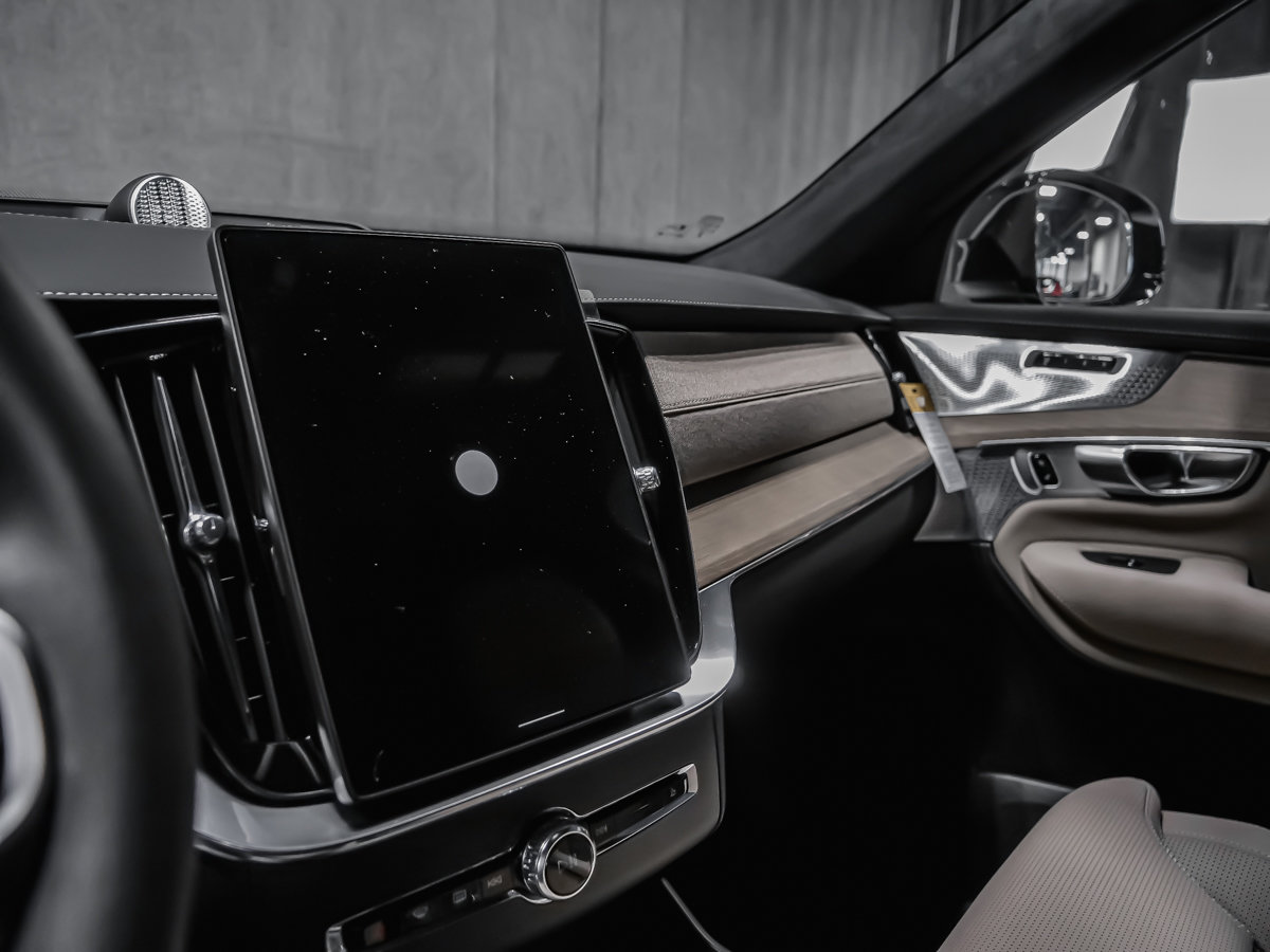 Volvo XC90 Ultra 7-Seater (Dark Theme) 2026-11