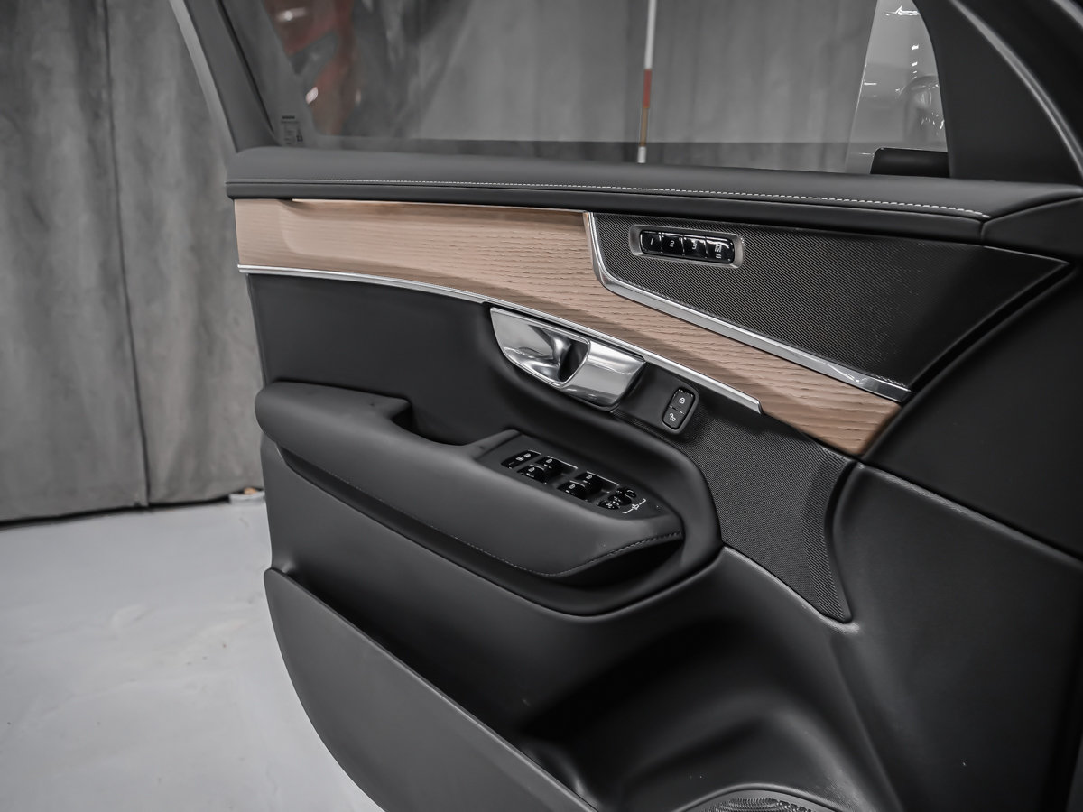 Volvo XC90 B6 CORE BRIGHT ENSEMBLE CLIMAT 2026-9