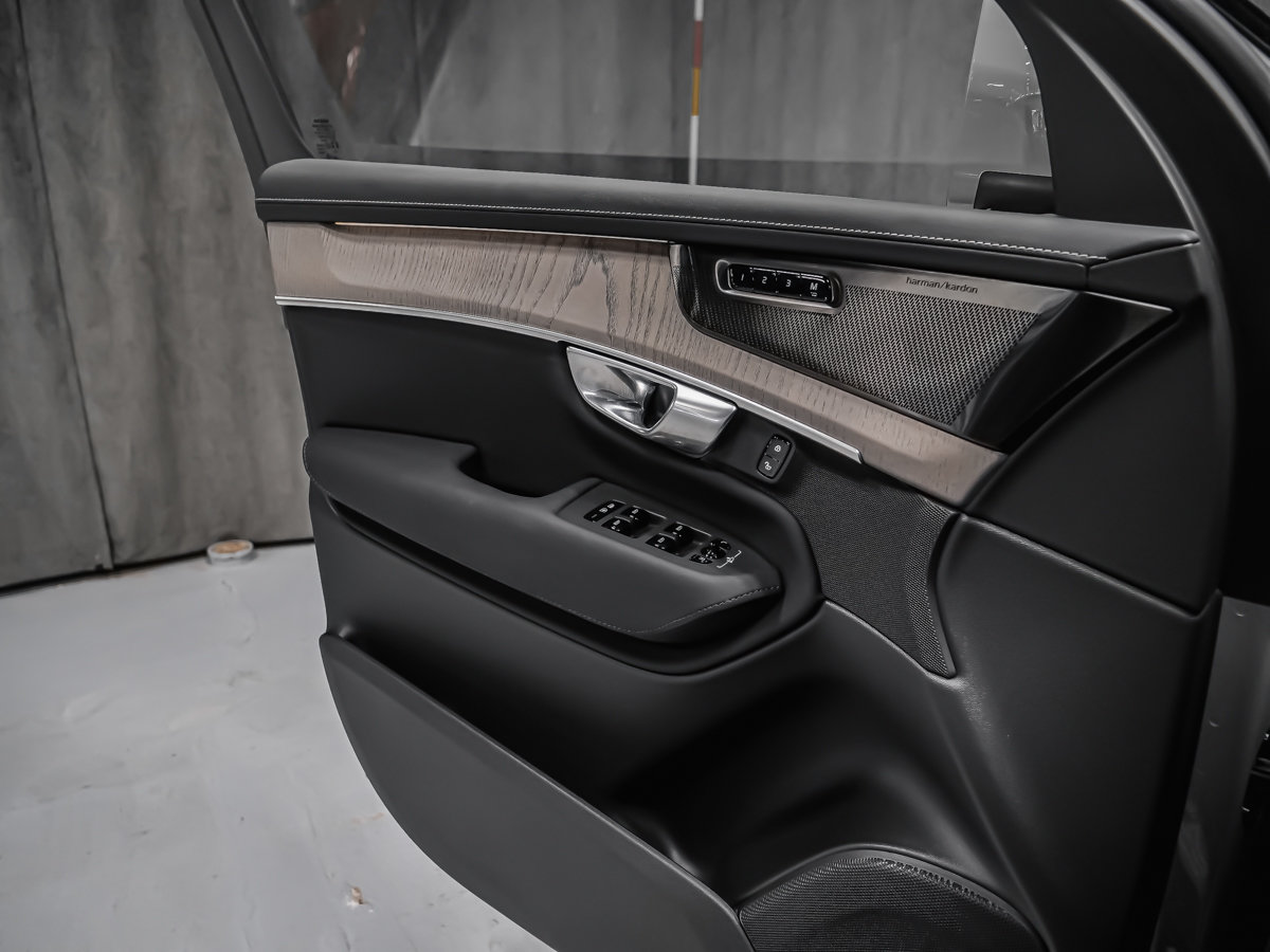 Volvo XC90 B6 ULTRA BRIGHT HARMAN KARDON AFFICH. TÊTE HAUTE 2026-9
