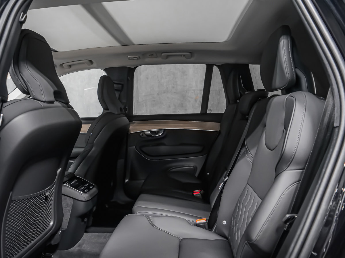 2026 Volvo XC90 Core 7-Seater (Bright Theme)-11