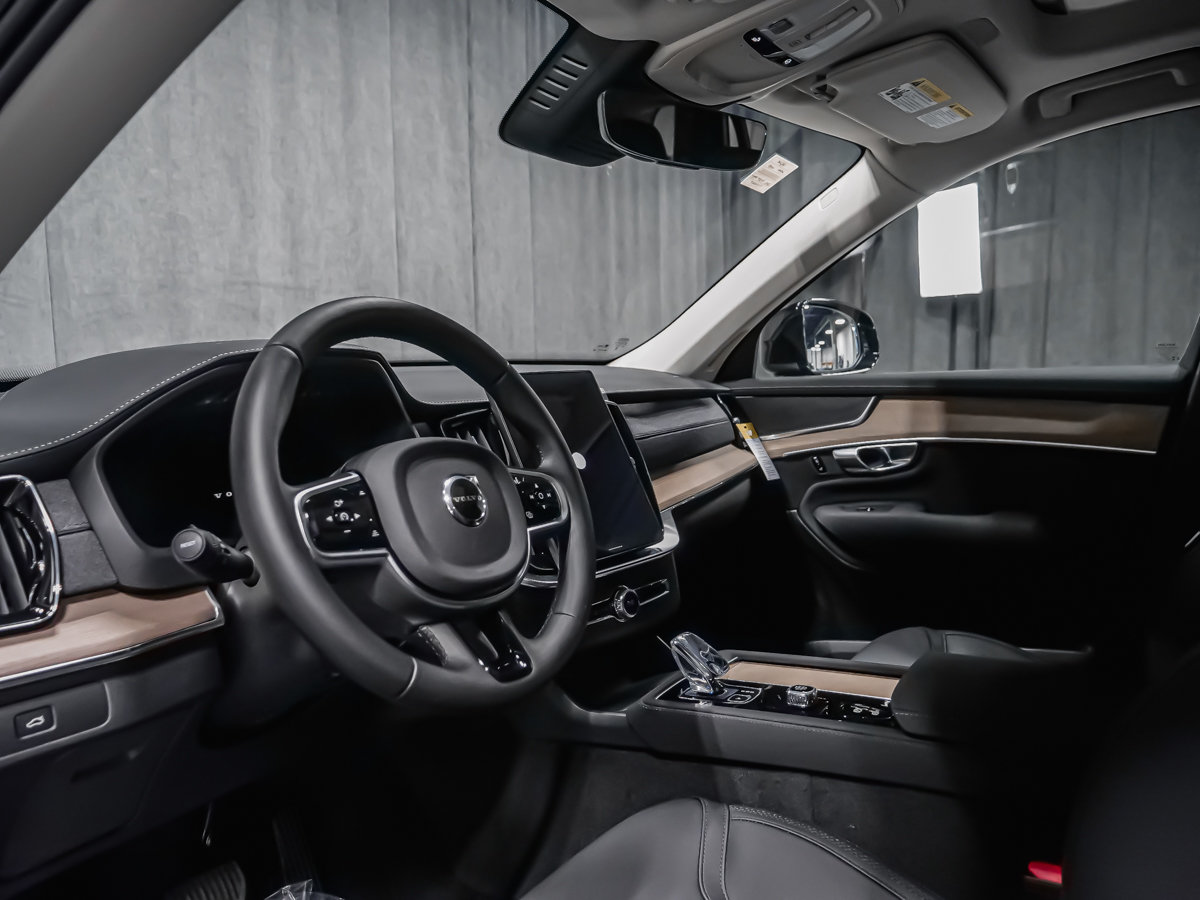 2026 Volvo XC90 Core 7-Seater (Bright Theme)-5