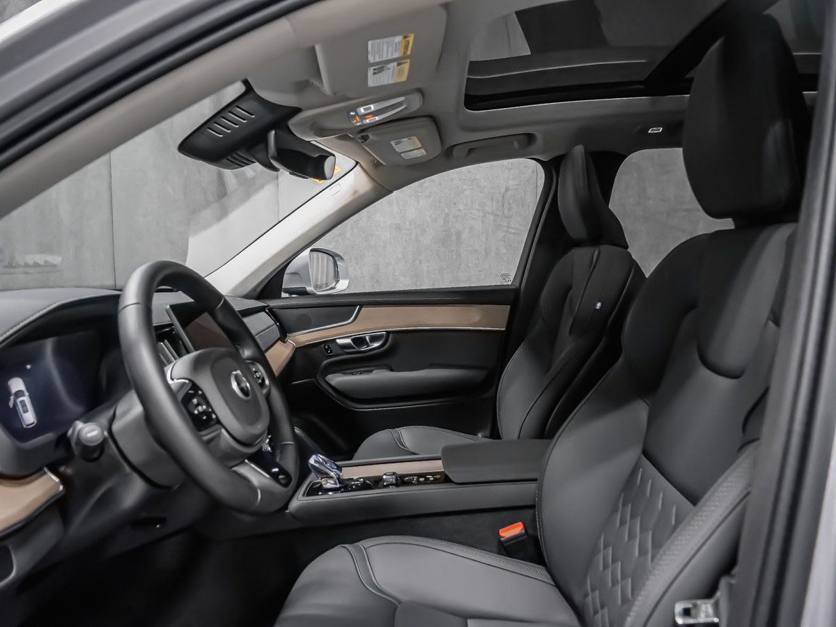 2026 Volvo XC90 B6 CORE BRIGHT-13