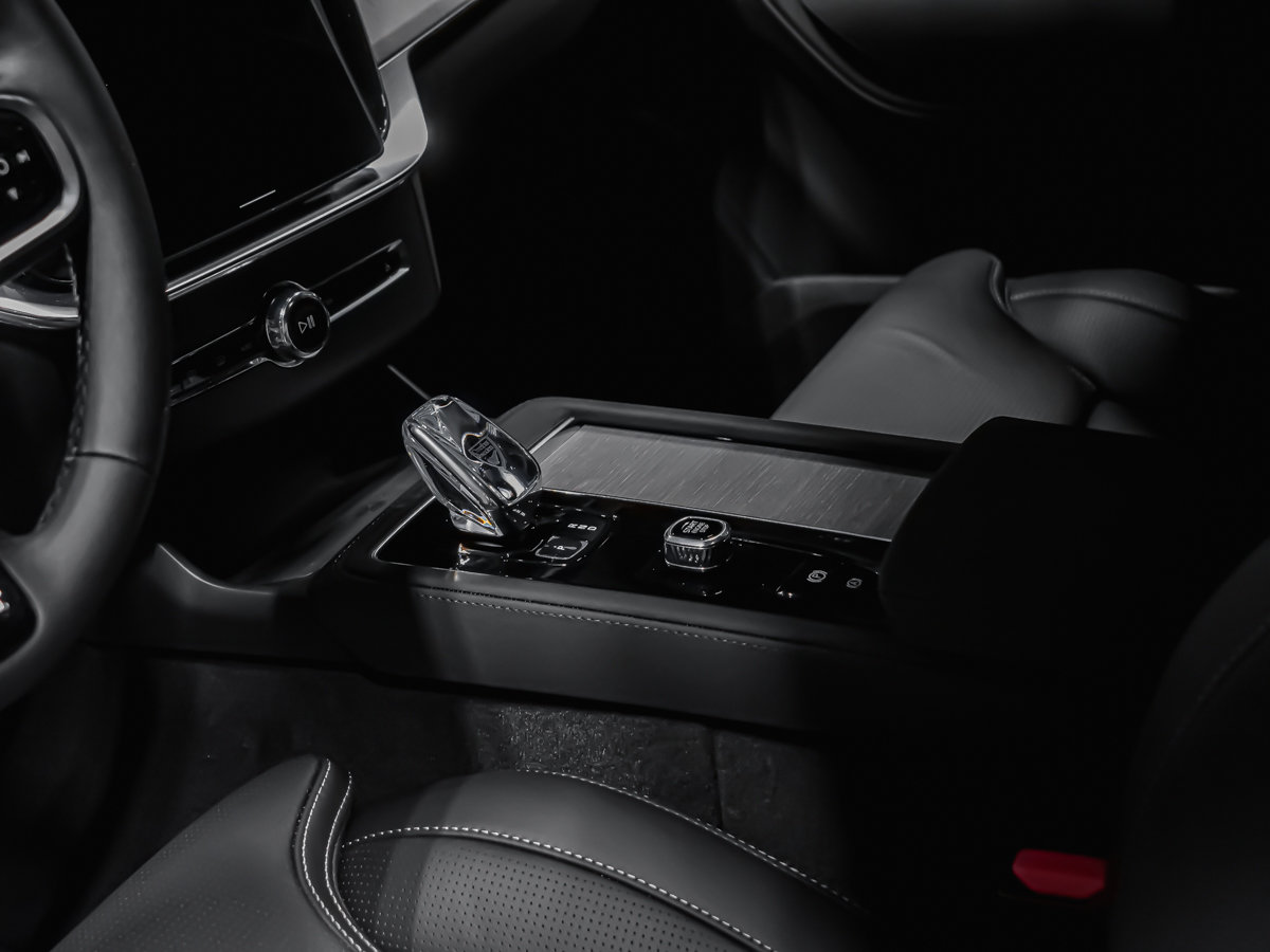 Volvo XC90 Ultra 7-Seater (Dark Theme) 2026-6