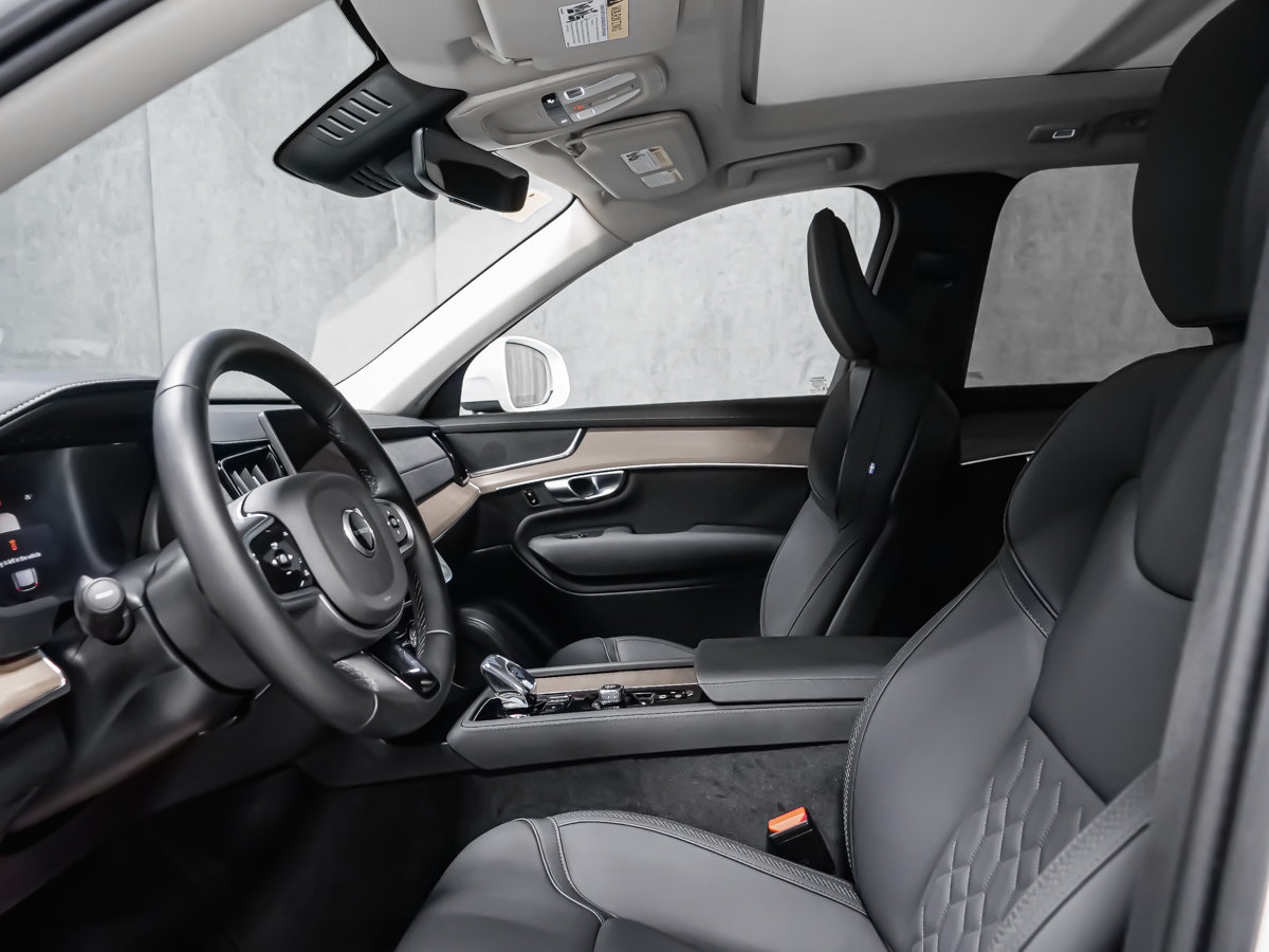 2026 Volvo XC90 B6 CORE BRIGHT-11