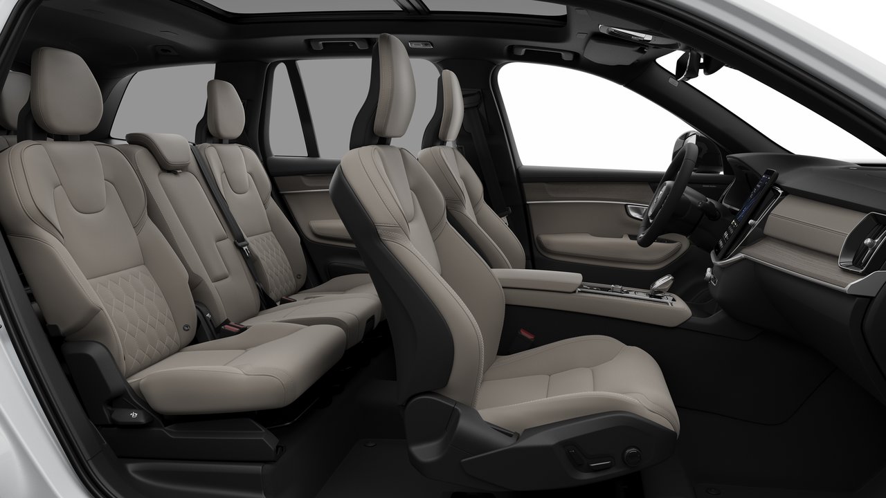 Volvo XC90 Plus 7-Seater (Dark Theme) 2026-12