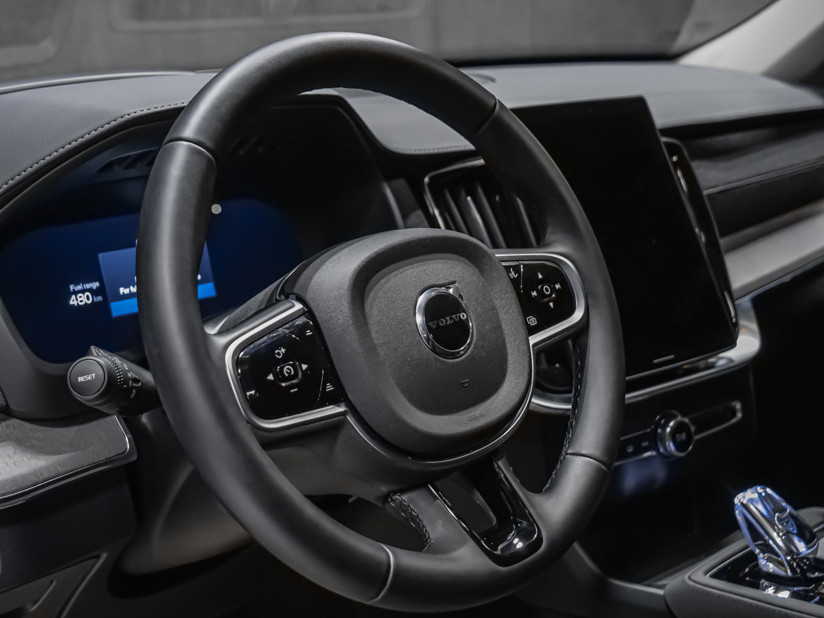 2026 Volvo XC90 Ultra Dark Theme-6