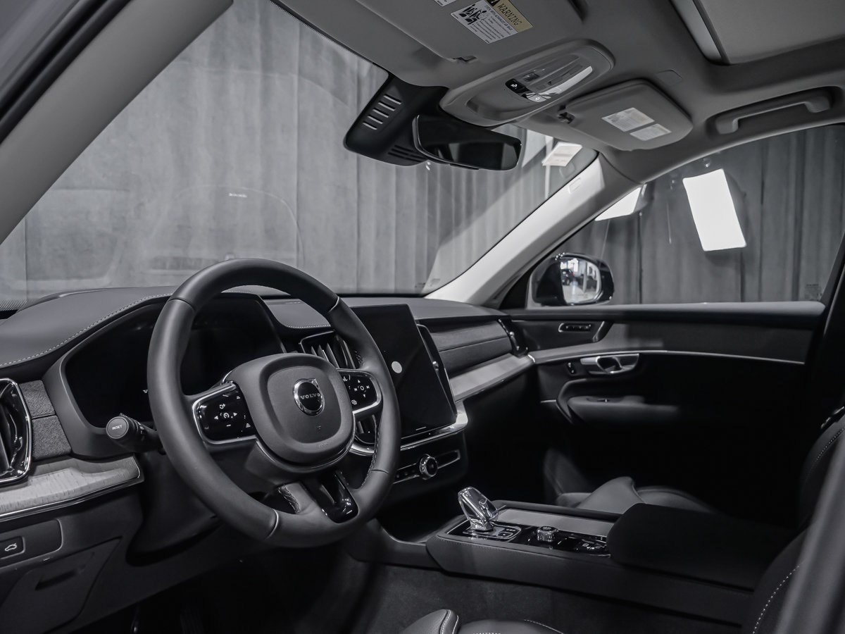 Volvo XC90 Ultra 7-Seater (Dark Theme) 2027-5