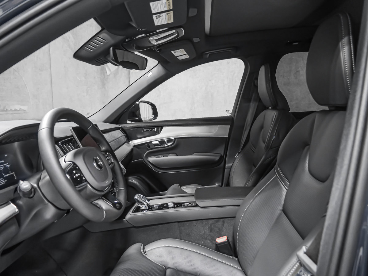 2027 Volvo XC90 Ultra Black Edition 7-Seater-11