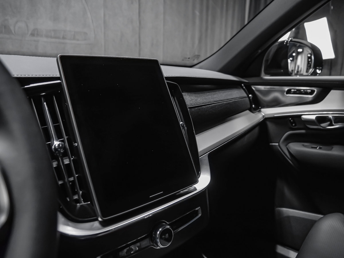2027 Volvo XC90 Ultra Black Edition 7-Seater-10
