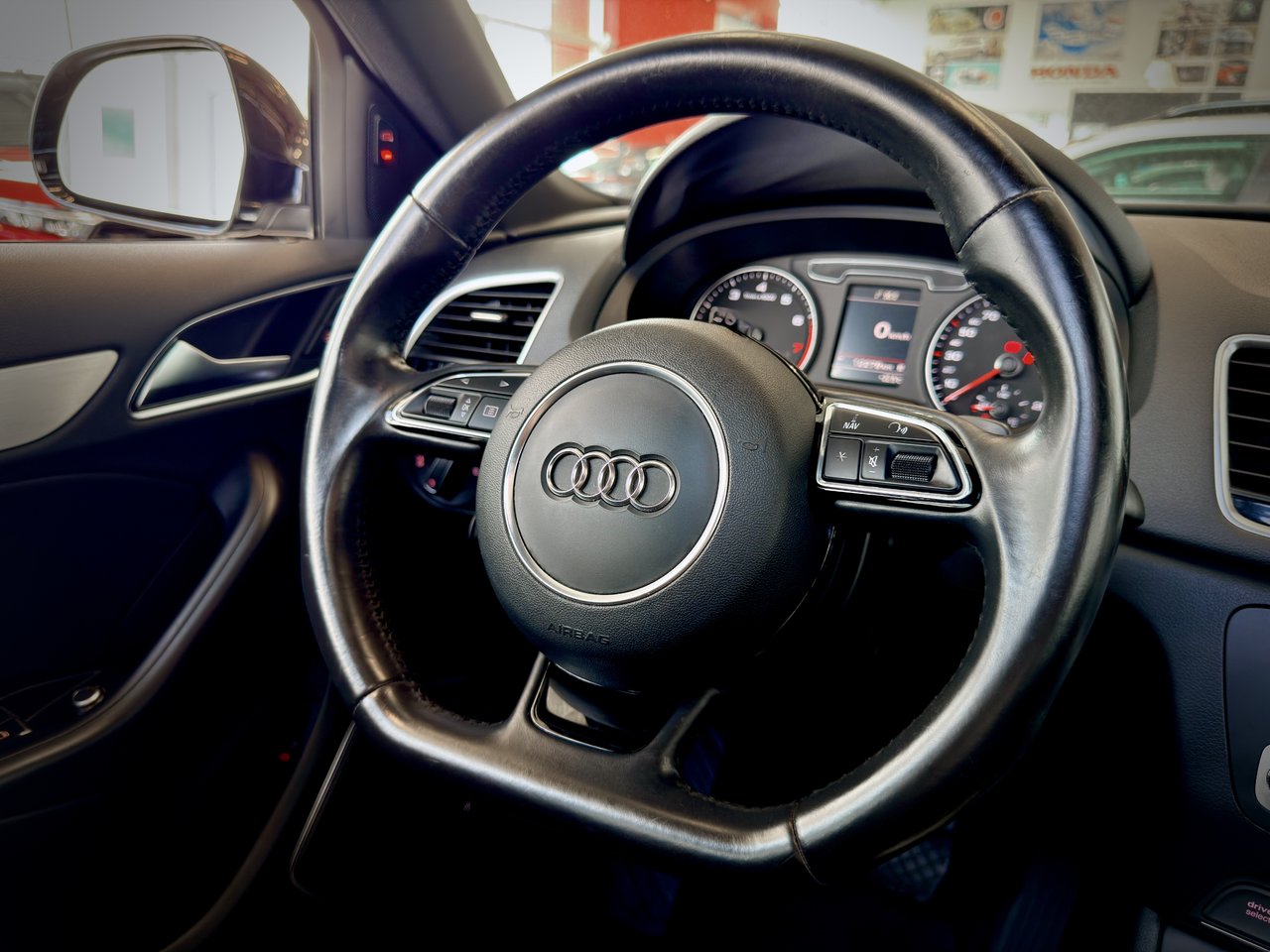 Audi Q3 Technik 2016-20