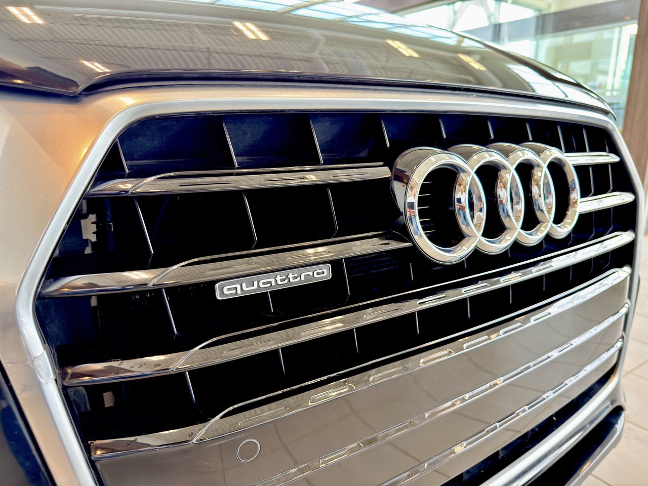 Audi Q3 Technik 2016-8
