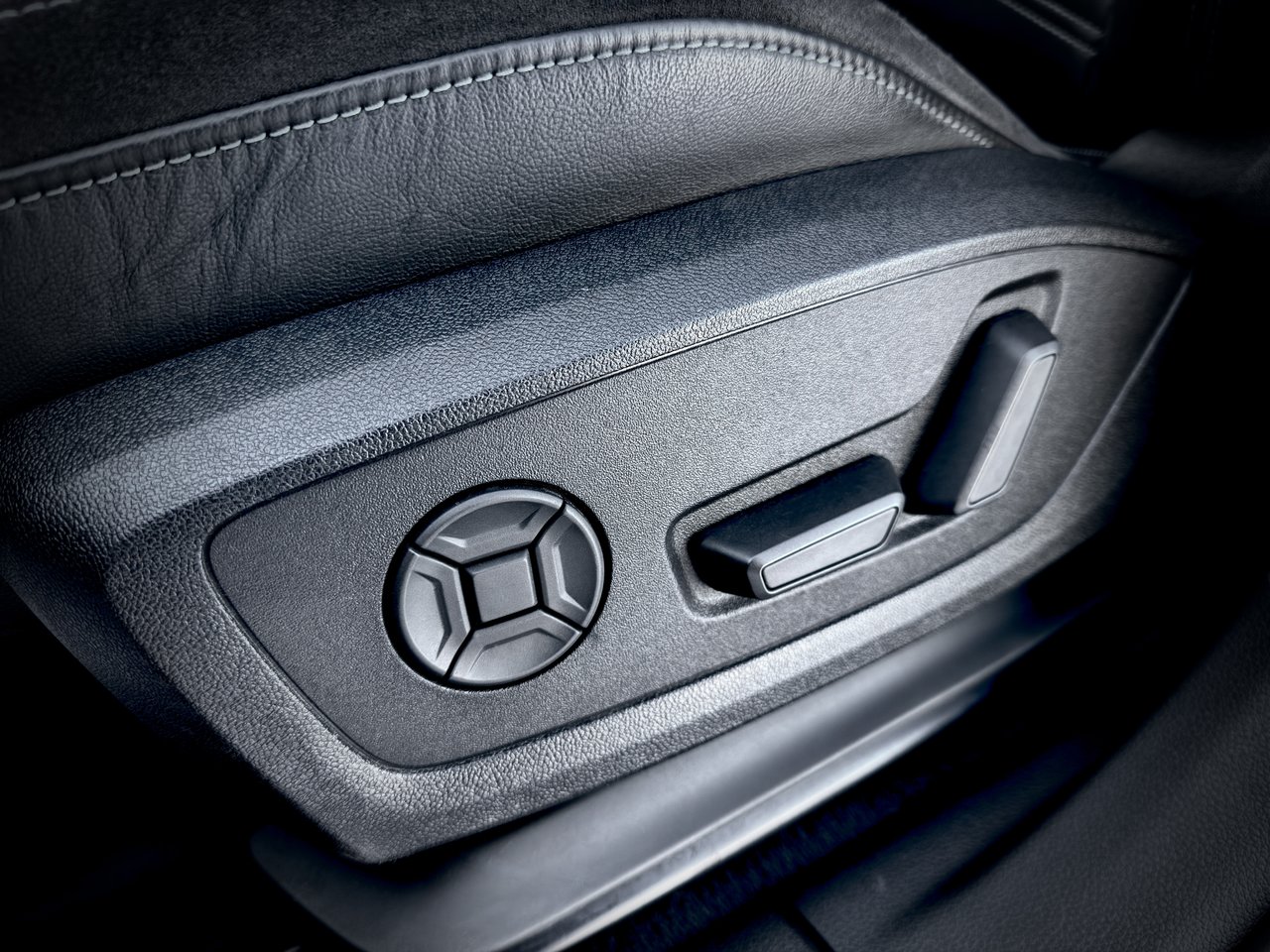 2019 Audi Q3 Technik-38