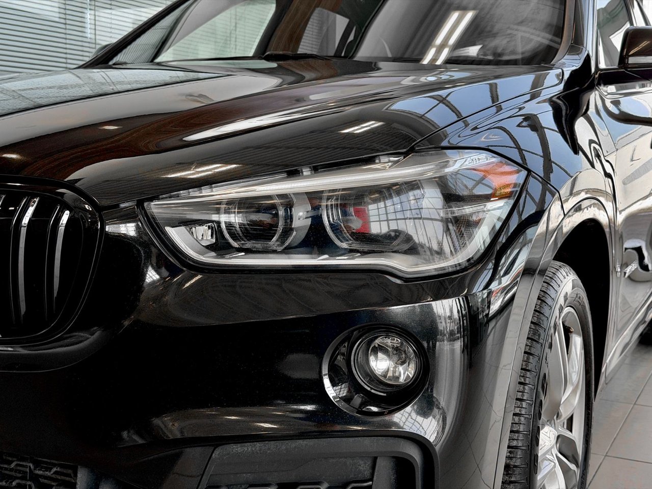 BMW X1 xDrive28i 2017-3
