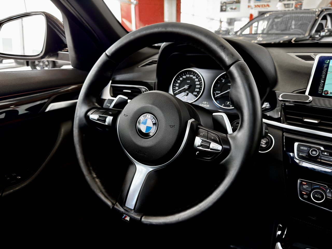 BMW X1 xDrive28i 2017-25