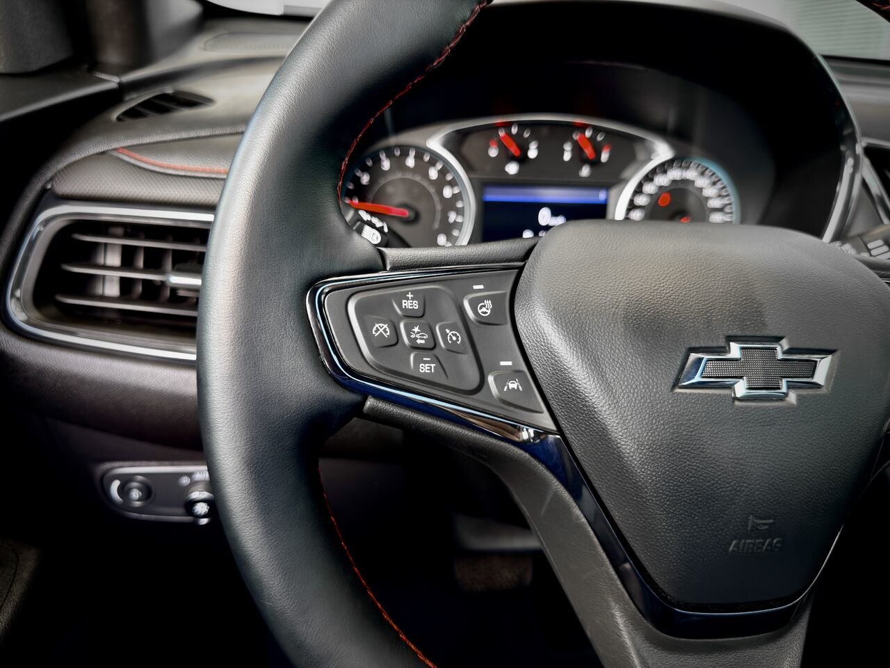 2024 Chevrolet Equinox RS 4 portes AWD-25