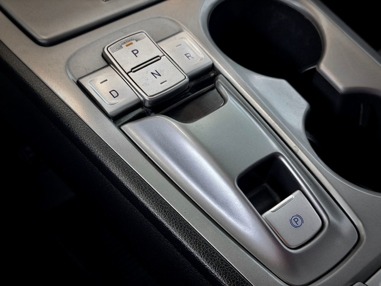 2021 Hyundai Kona Electric Preferred-25