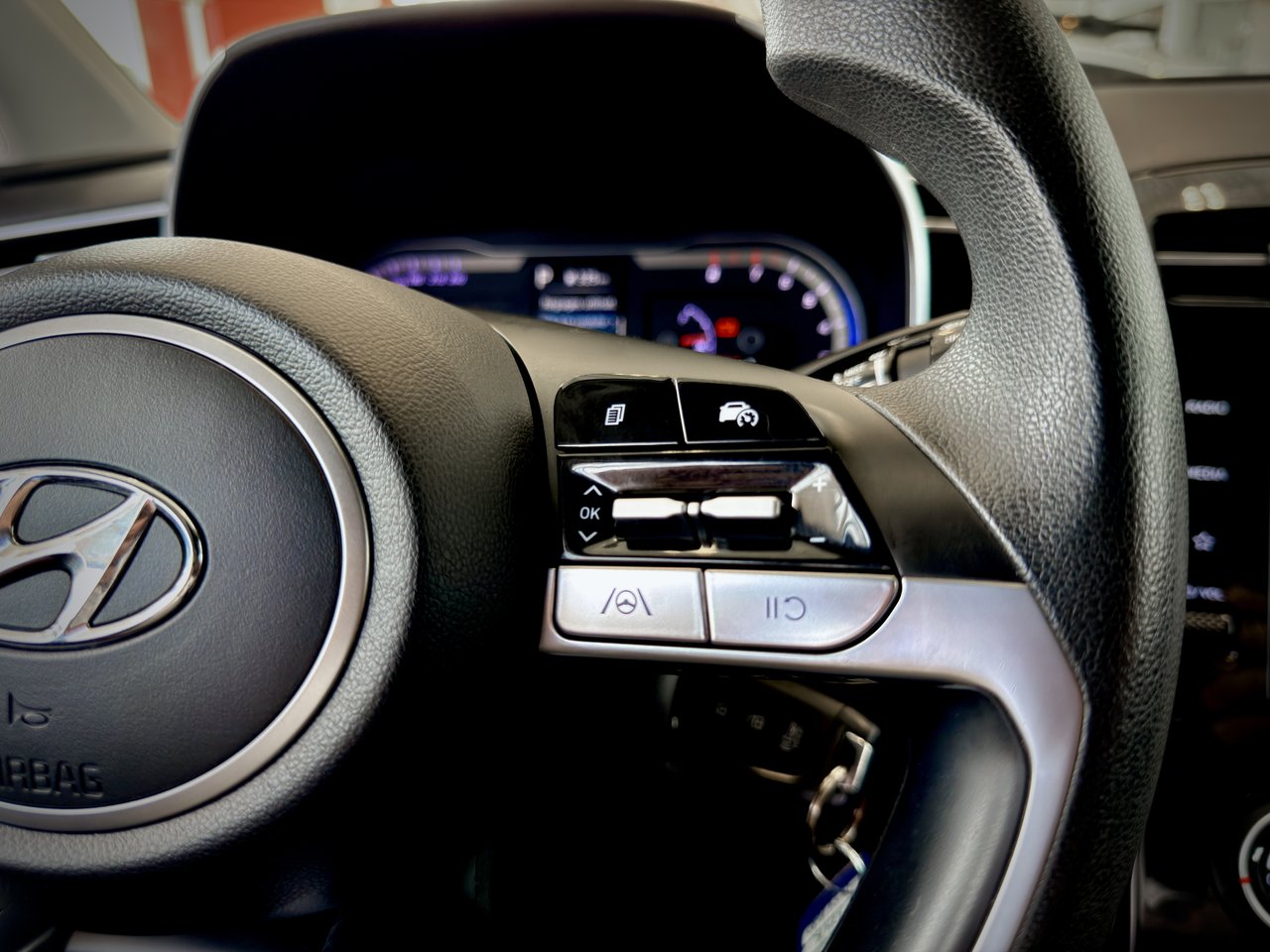2022 Hyundai Tucson Essential-21