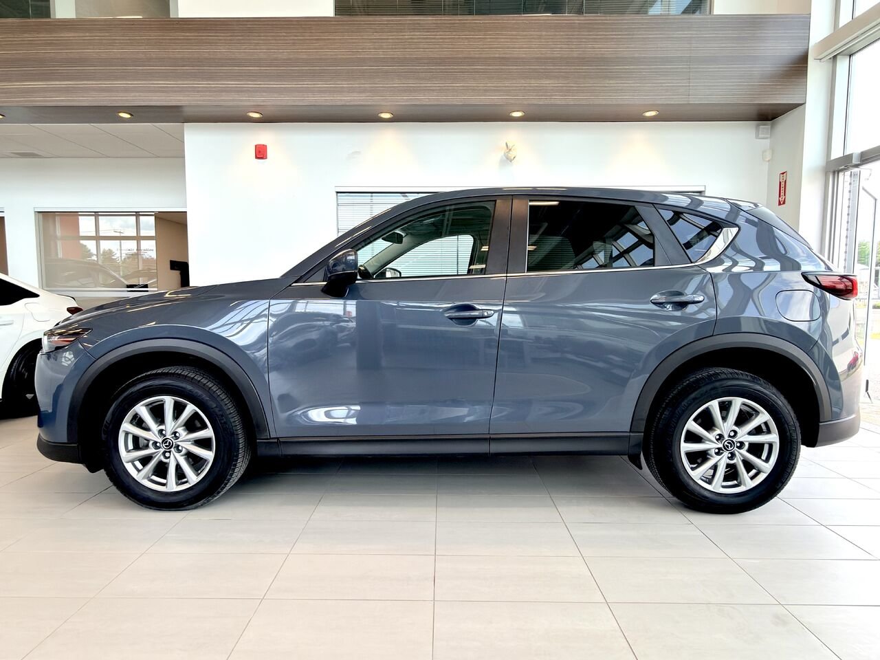 Mazda CX-5 GS AWD 2023-10