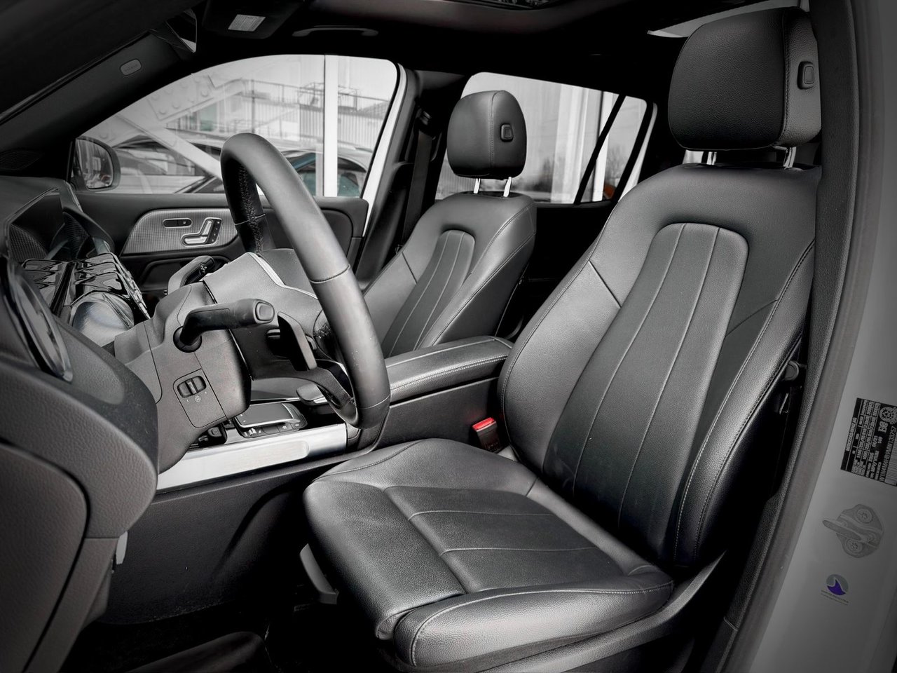 Mercedes-Benz GLB 250 2021-19