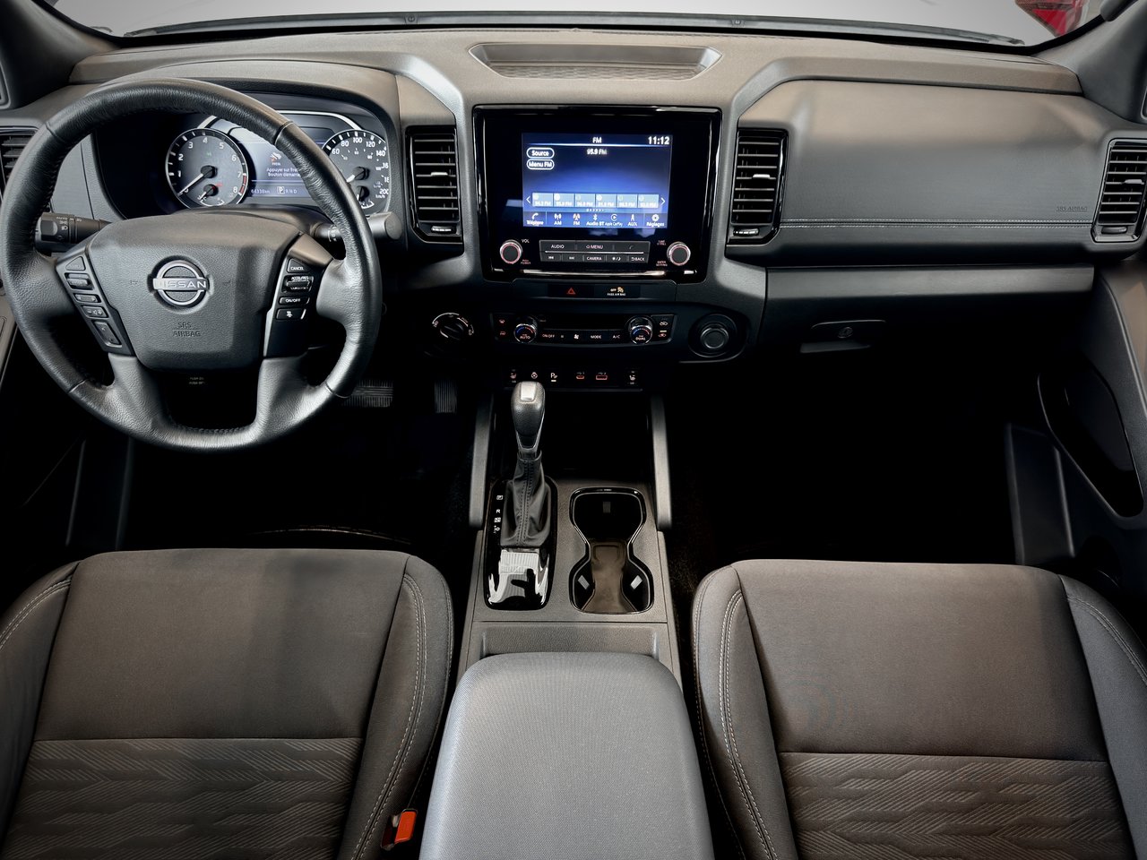 Nissan Frontier SV 2023-16