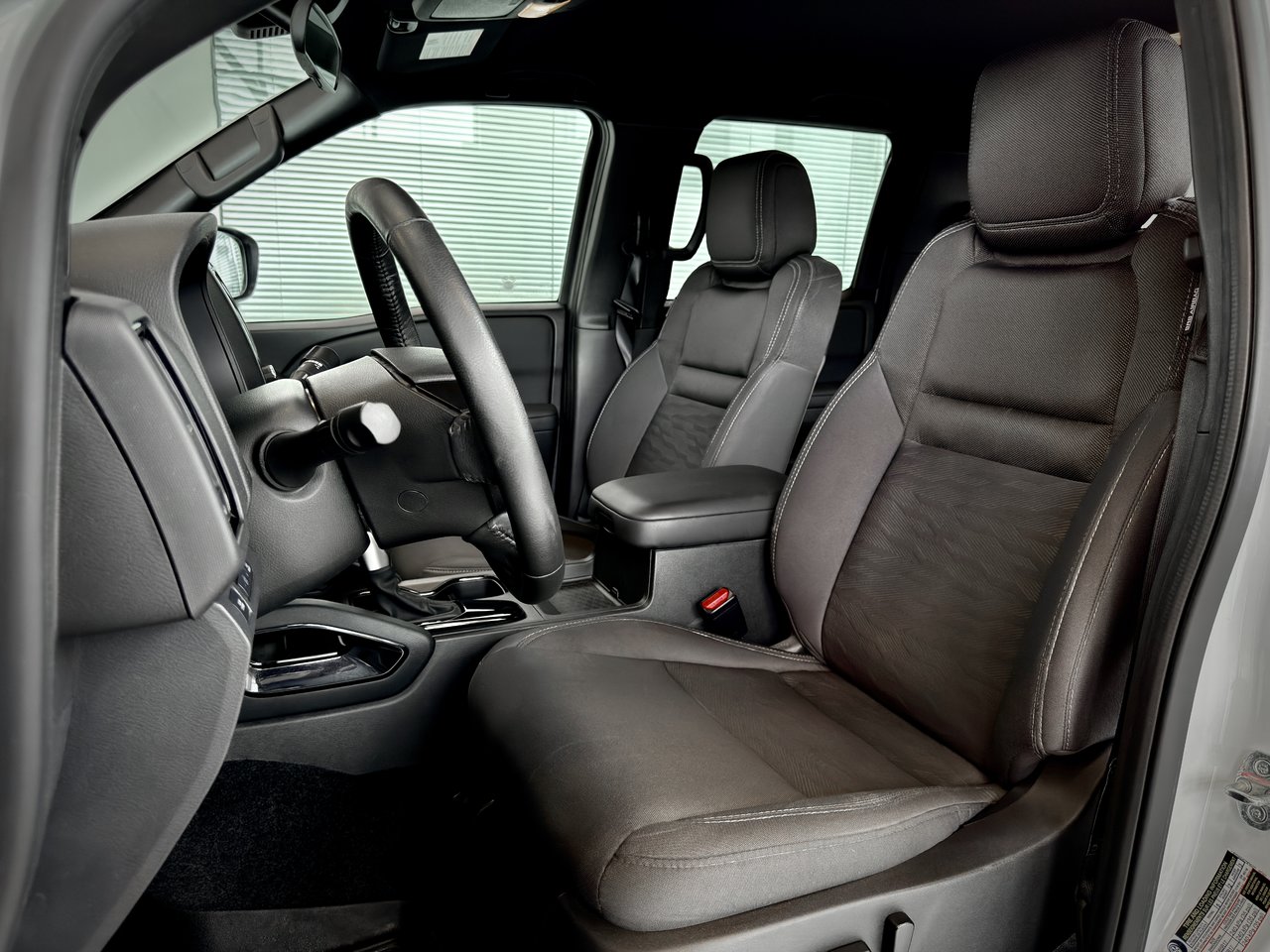 Nissan Frontier SV 2023-19