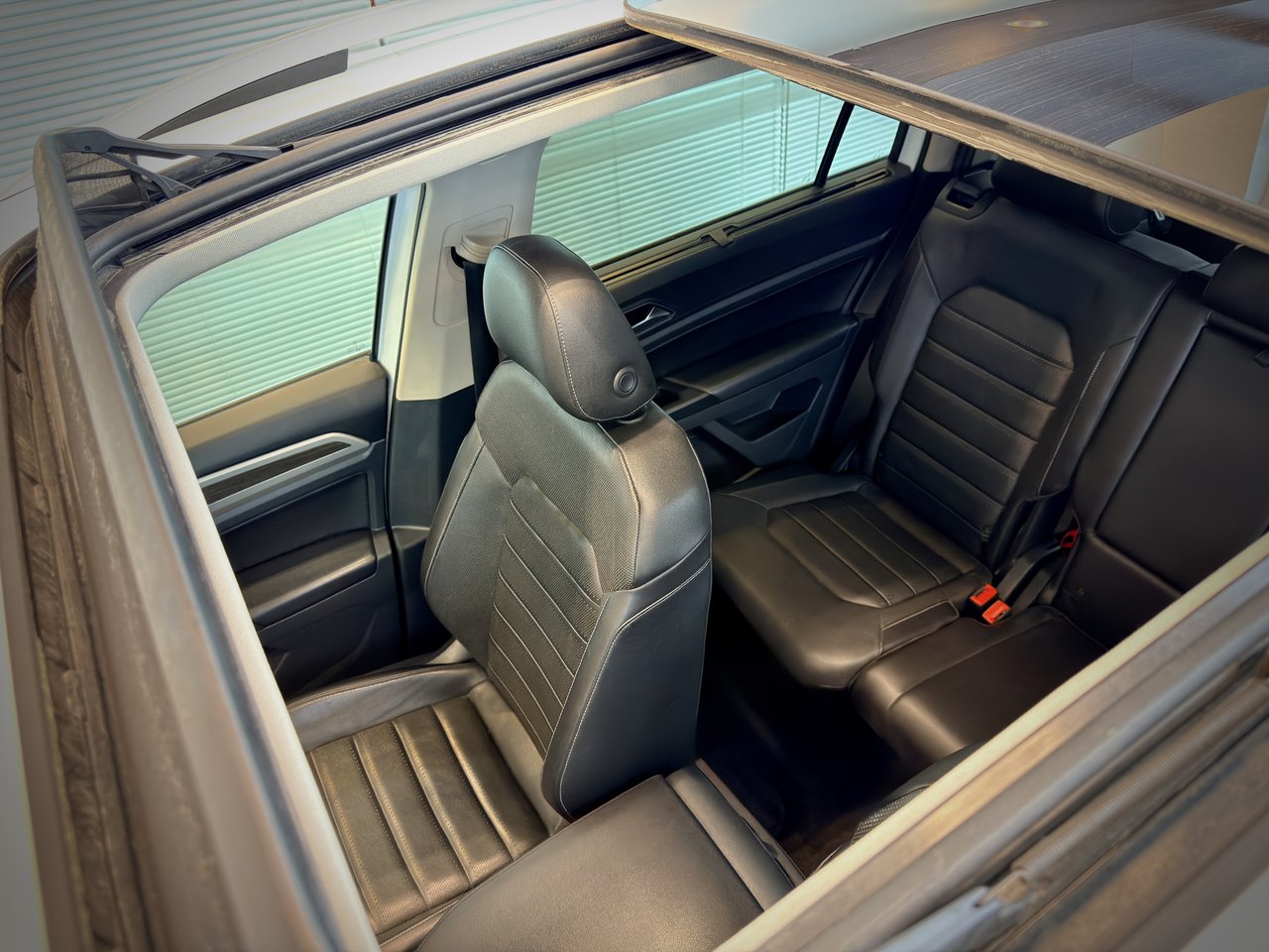 2018 Volkswagen Atlas Highline-16
