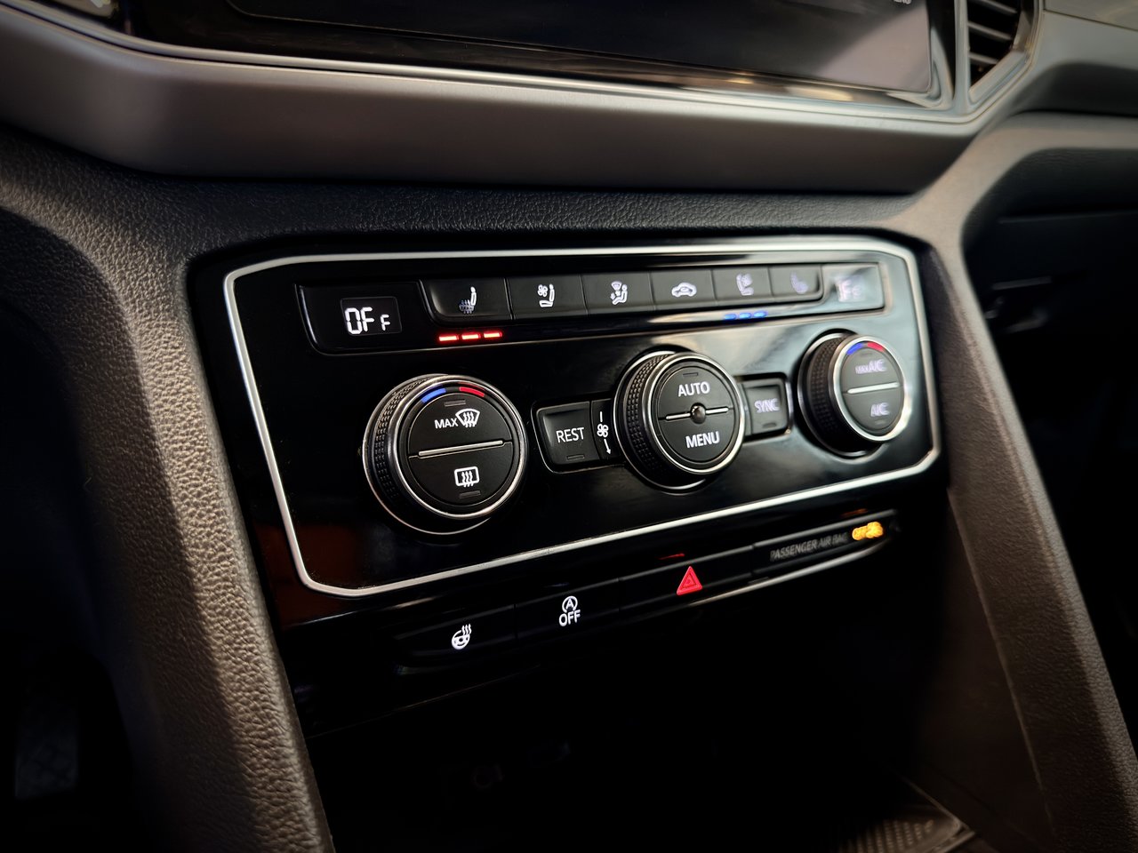 2018 Volkswagen Atlas Highline-32